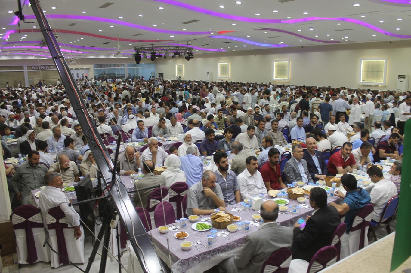 HÜDA PAR'dan  Mardin'de iftar programı